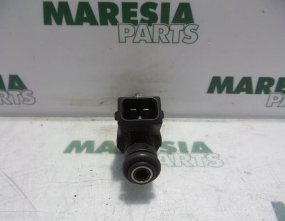 Injector Nozzle FIAT STILO (192_), LANCIA YPSILON (843_), FIAT IDEA (350_), FIAT PANDA (169_)