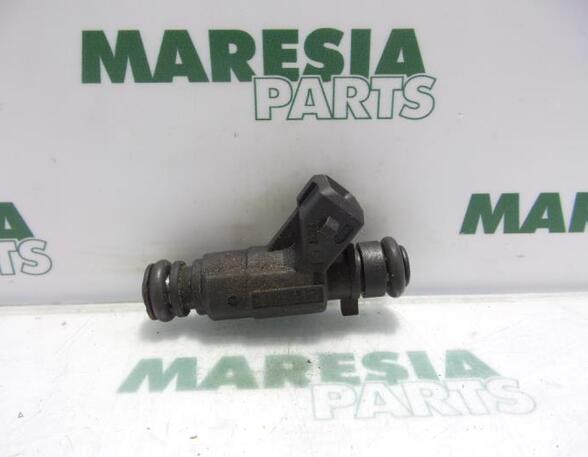 Injector Nozzle FIAT STILO (192_), LANCIA YPSILON (843_), FIAT IDEA (350_), FIAT PANDA (169_)