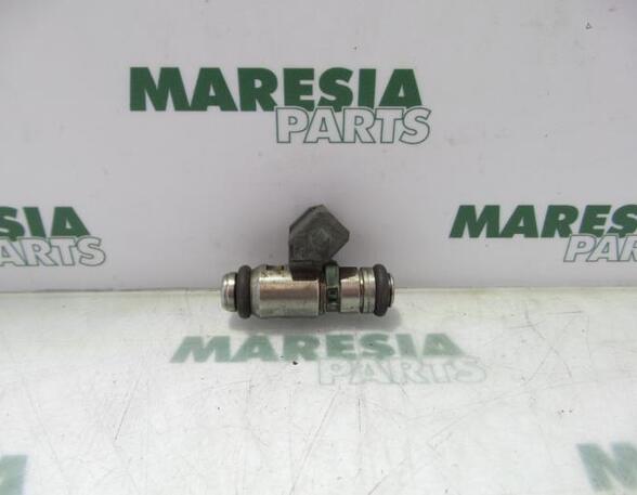 Injector Nozzle FIAT PUNTO (188_)