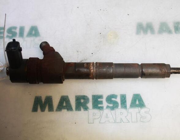 Injector Nozzle FIAT CROMA (194_), ALFA ROMEO 147 (937_), ALFA ROMEO 159 (939_), ALFA ROMEO GT (937_)