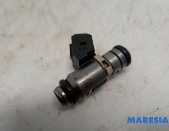 Injector Nozzle FIAT 500 (312_), FIAT 500 C (312_), FIAT GRANDE PUNTO (199_), FIAT PUNTO EVO (199_)