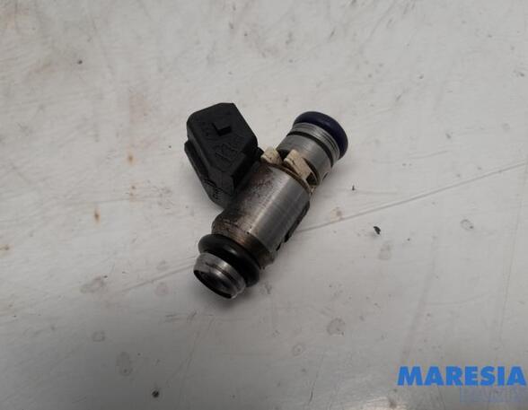 Injector Nozzle FIAT 500 (312_), FIAT 500 C (312_), FIAT GRANDE PUNTO (199_), FIAT PUNTO EVO (199_)