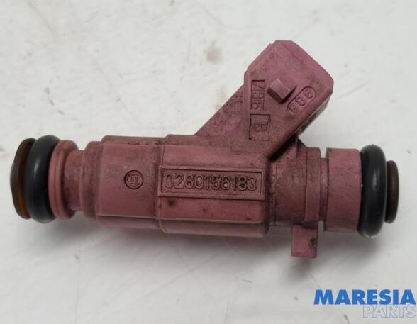 Injector Nozzle FIAT BRAVO I (182_), FIAT BRAVO II (198_), LANCIA YPSILON (843_), FIAT DOBLO Cargo (263_)