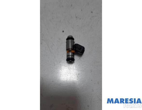 Injector Nozzle FIAT 500 (312_), FIAT 500 C (312_), FIAT GRANDE PUNTO (199_), FIAT PUNTO EVO (199_)