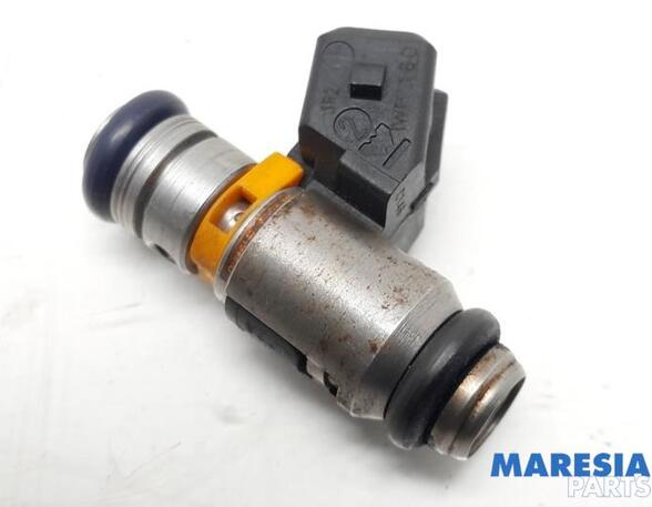 Injector Nozzle FIAT 500 (312_), FIAT 500 C (312_), FIAT GRANDE PUNTO (199_), FIAT PUNTO (199_)