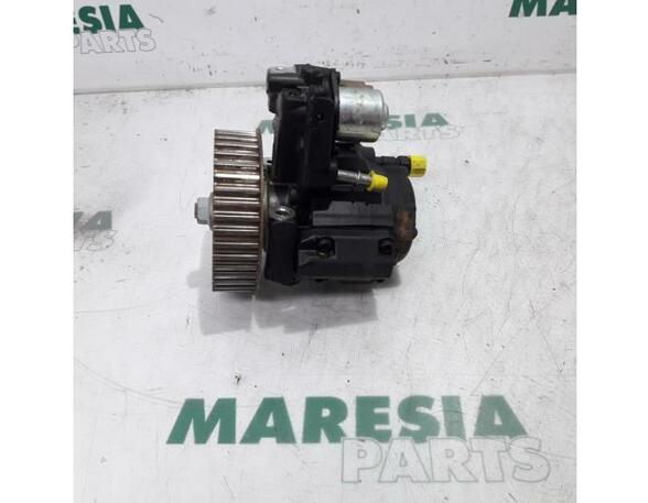 Fuel Pump RENAULT Twingo II (CN0)