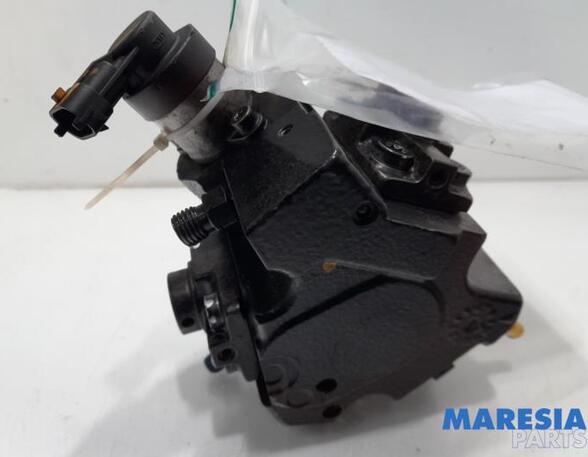 Fuel Pump OPEL VIVARO B Van (X82)