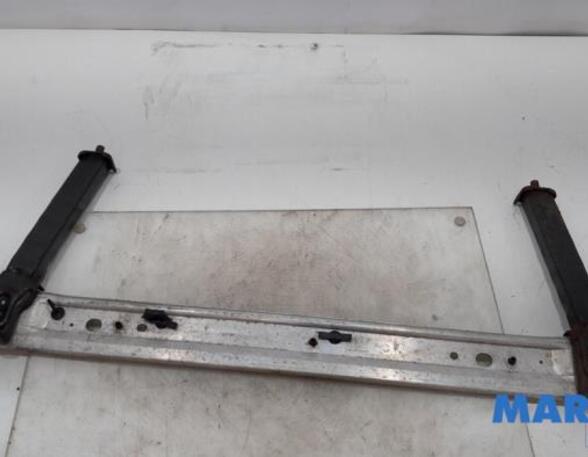 Radiator Mounting RENAULT MEGANE III Coupe (DZ0/1_)