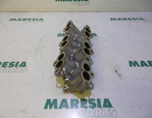 Intake Manifold RENAULT LAGUNA II Grandtour (KG0/1_)