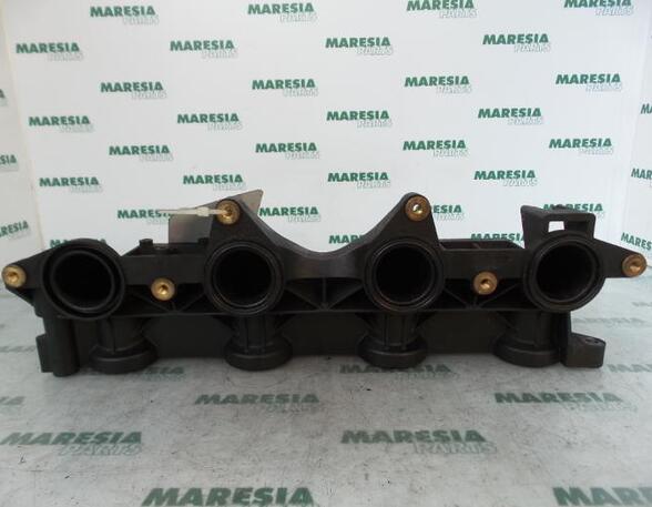 Intake Manifold RENAULT LAGUNA II Grandtour (KG0/1_)