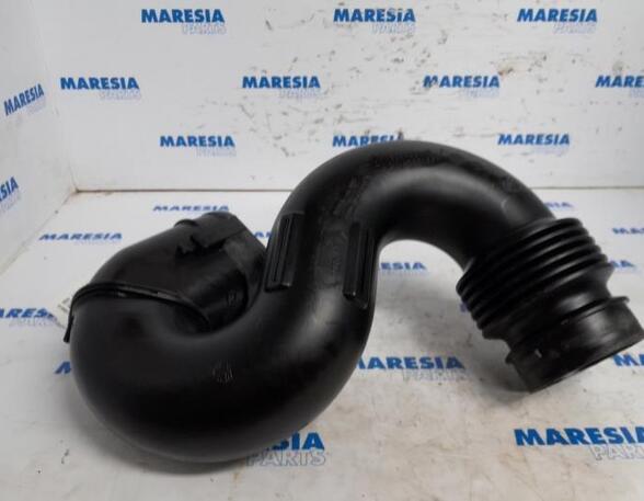 Ansaugschlauch für Luftfilter Vauxhall Vivaro Combi  165555514R P18892830