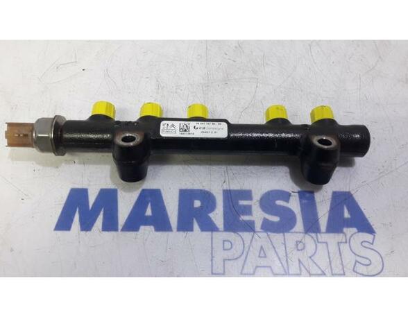 Petrol Fuel Rail PEUGEOT 308 SW II (LC_, LJ_, LR_, LX_, L4_)