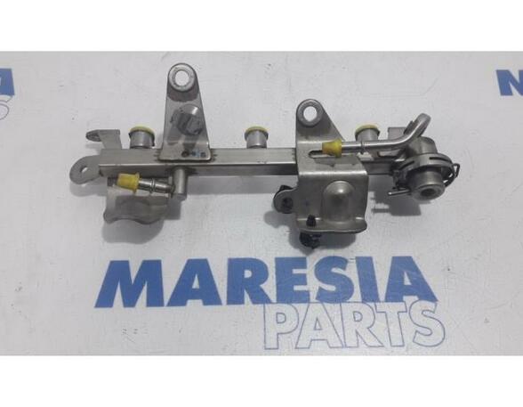 Petrol Fuel Rail RENAULT Captur I (H5, J5), RENAULT Clio IV (BH)