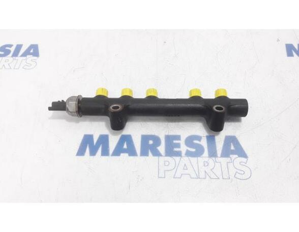 Petrol Fuel Rail PEUGEOT 508 I (8D)