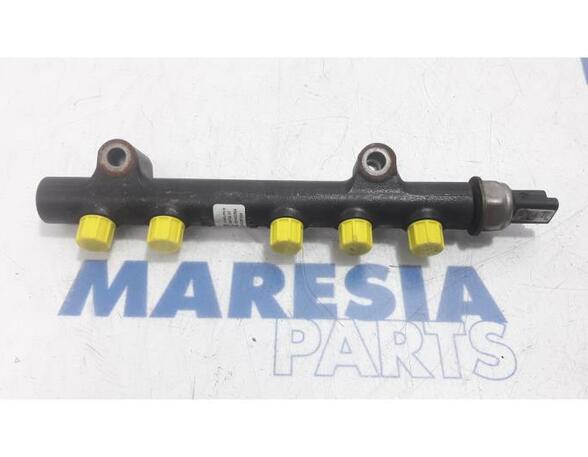 Petrol Fuel Rail PEUGEOT 508 I (8D)