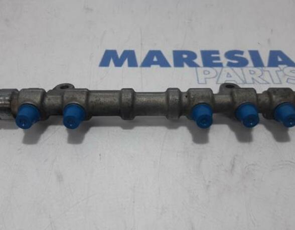 Petrol Fuel Rail FIAT Grande Punto (199), FIAT Punto (199), FIAT Punto Evo (199)