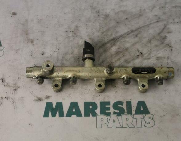 Petrol Fuel Rail PEUGEOT 206 Schrägheck (2A/C)