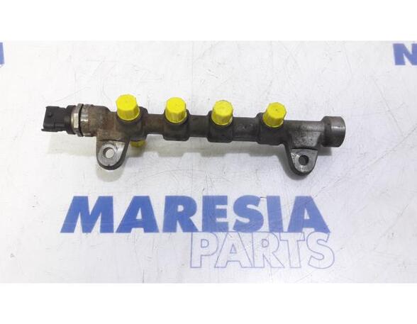 Petrol Fuel Rail FIAT DUCATO Bus (250_, 290_)