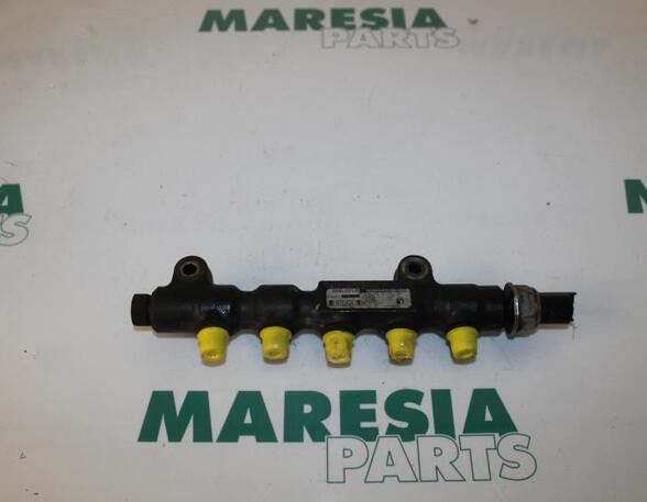 Petrol Fuel Rail PEUGEOT 407 (6D_), PEUGEOT 407 SW (6E_), CITROËN C5 II Break (RE_), CITROËN C4 I (LC_)