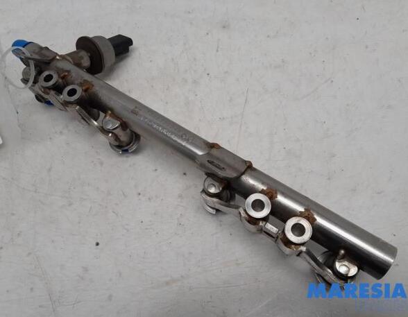 Petrol Fuel Rail RENAULT KANGOO / GRAND KANGOO (KW0/1_)