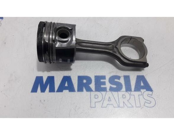 Piston PEUGEOT 308 SW II (L4, LC, LJ, LR, LX)