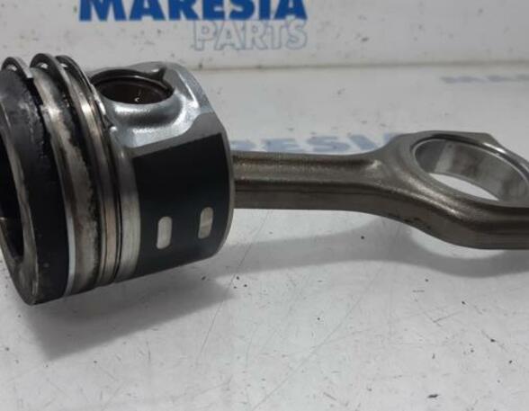 Piston PEUGEOT 308 SW II (L4, LC, LJ, LR, LX)