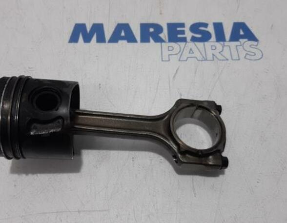 Kolben Fiat Punto Evo 199 55229807 P16554257