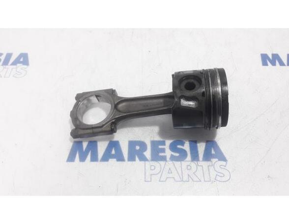 Piston FIAT Scudo Kasten (270, 272)