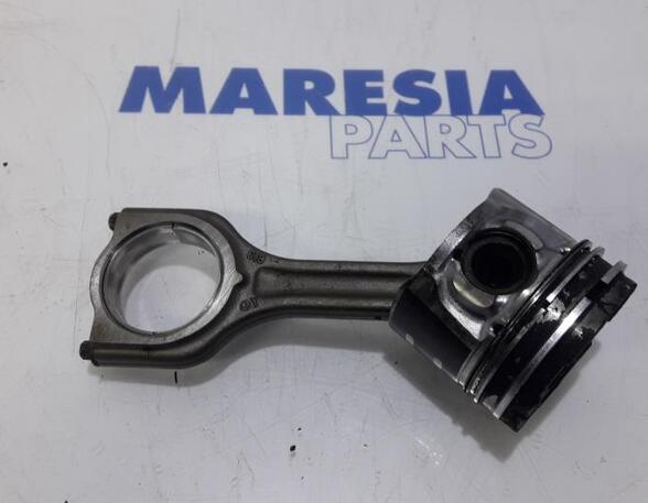 Piston PEUGEOT PARTNER Box Body/MPV