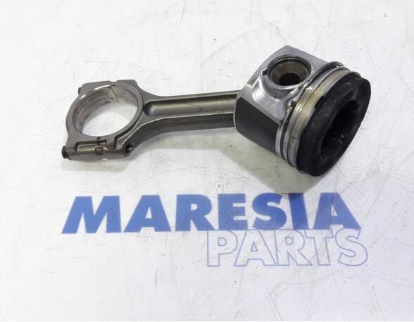 Piston RENAULT Master III Pritsche/Fahrgestell (EV, HV, UV)