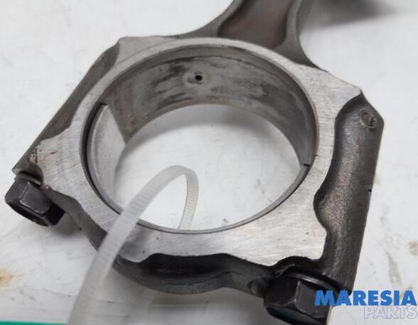 Piston RENAULT MEGANE III Grandtour (KZ0/1)