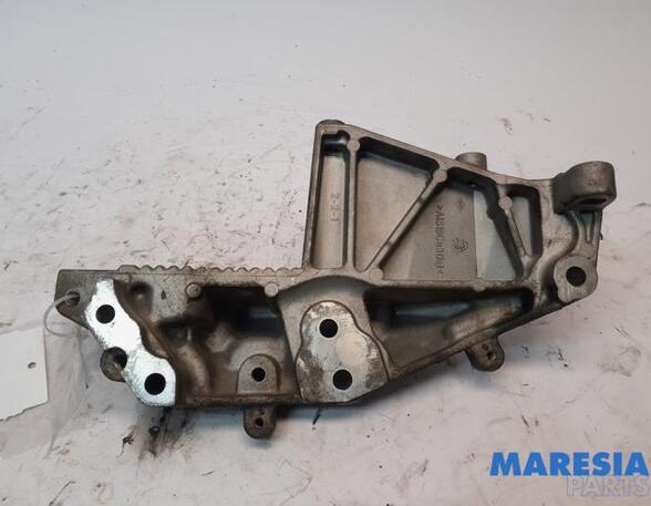 Engine Mount Bracket RENAULT Master III Kasten (FV)