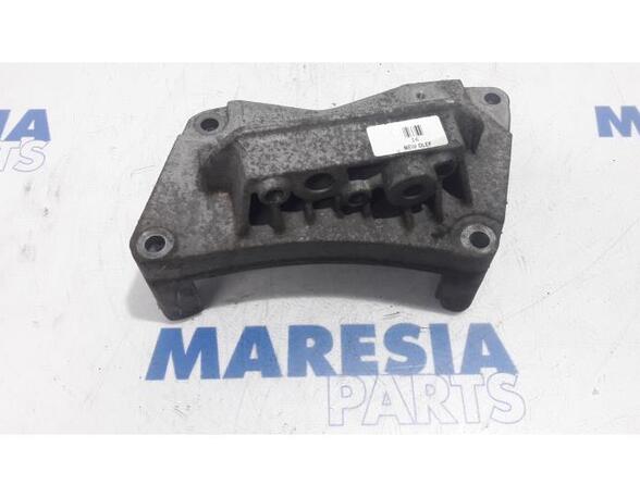 Engine Mount Bracket FIAT GRANDE PUNTO (199_), FIAT PUNTO (199_), FIAT PUNTO EVO (199_), ALFA ROMEO MITO (955_)