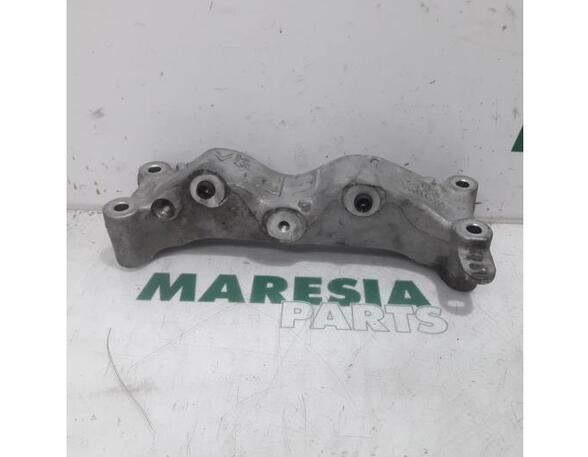 Engine Mount Bracket PEUGEOT 308 I (4A_, 4C_), PEUGEOT 308 SW I (4E_, 4H_), CITROËN C4 Coupe (LA_), CITROËN C4 I (LC_)