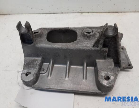 Engine Mount Bracket RENAULT CLIO III (BR0/1, CR0/1), RENAULT CLIO II (BB_, CB_)