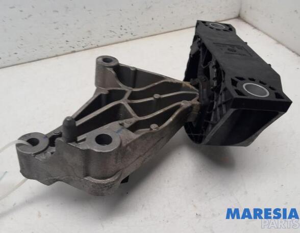 Engine Mount Bracket RENAULT CLIO IV Grandtour (KH_), RENAULT CAPTUR I (J5_, H5_), RENAULT CLIO IV (BH_)