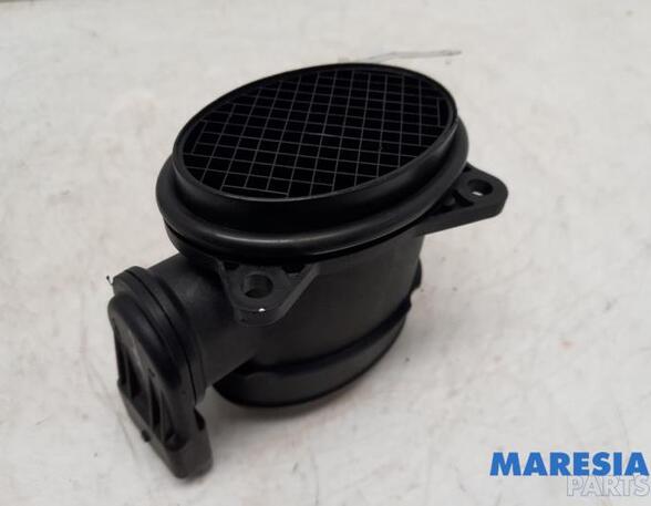 Air Flow Meter PEUGEOT 206 CC (2D), PEUGEOT 3008 MPV (0U_), PEUGEOT 307 Break (3E), FIAT SCUDO Van (270_, 272_)