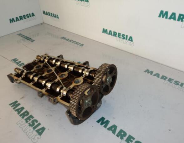 Camshaft RENAULT LAGUNA II (BG0/1_)