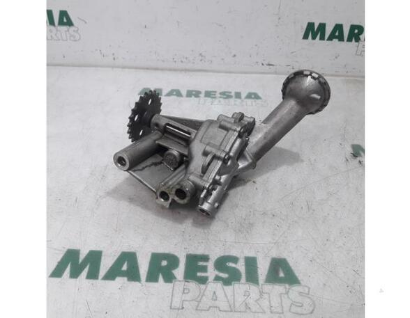 Oil Pump RENAULT MEGANE III Grandtour (KZ0/1)