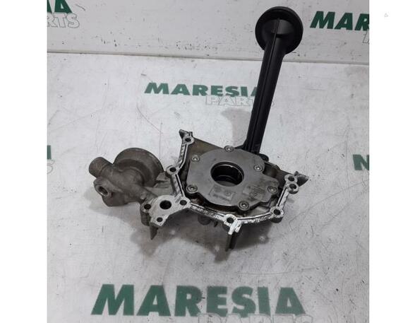 Oil Pump RENAULT Clio III (BR0/1, CR0/1)