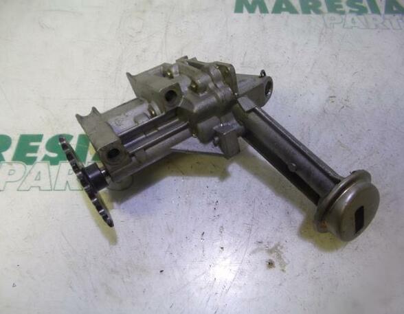 Oil Pump RENAULT Clio II (BB, CB)