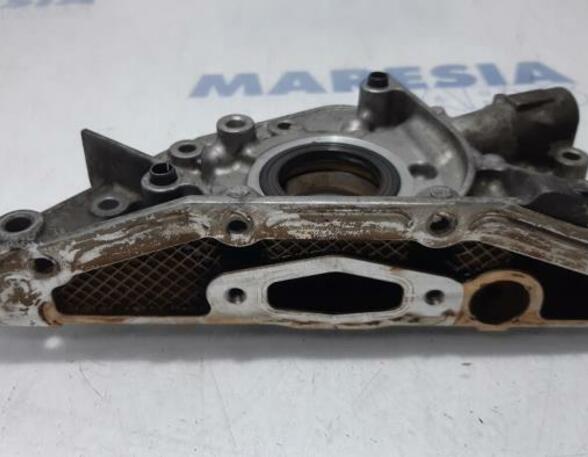 Oil Pump PEUGEOT 307 CC (3B)