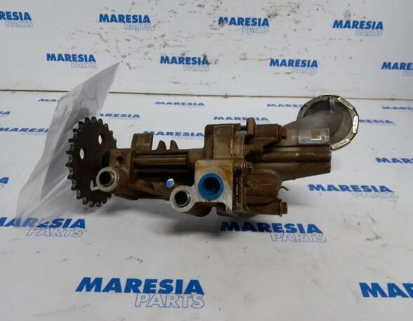 Oil Pump RENAULT MEGANE III Grandtour (KZ0/1)