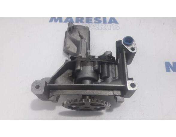 Oil Pump PEUGEOT EXPERT Van (VF3A_, VF3U_, VF3X_)