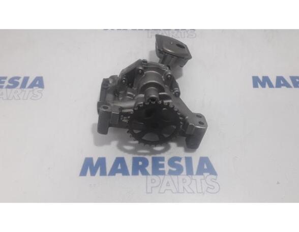 Oil Pump PEUGEOT EXPERT Van (VF3A_, VF3U_, VF3X_)