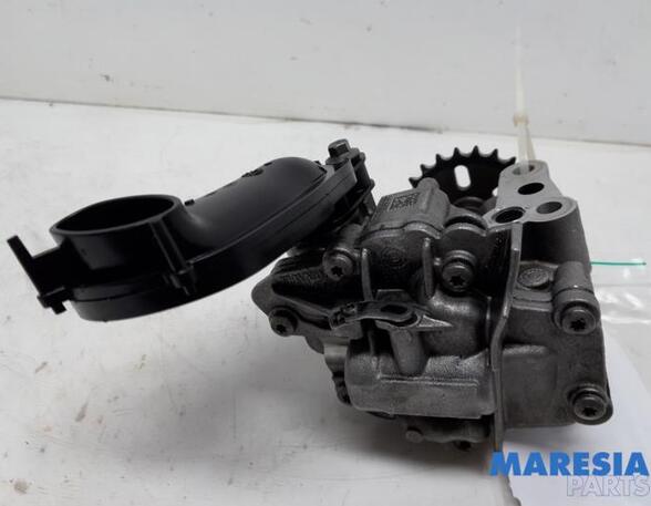 Oil Pump RENAULT TRAFIC III Van (FG_)