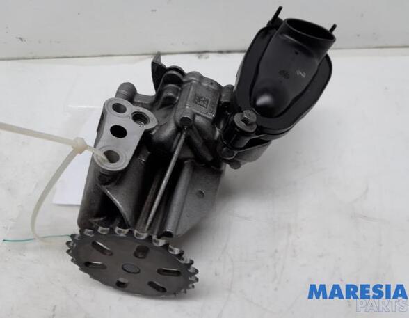 Oil Pump RENAULT TRAFIC III Van (FG_)