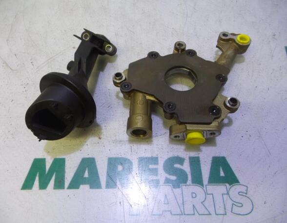 Oil Pump FIAT 500 (312_), FIAT 500 C (312_), FIAT PANDA (312_, 319_), FIAT PANDA VAN (312_, 519_)