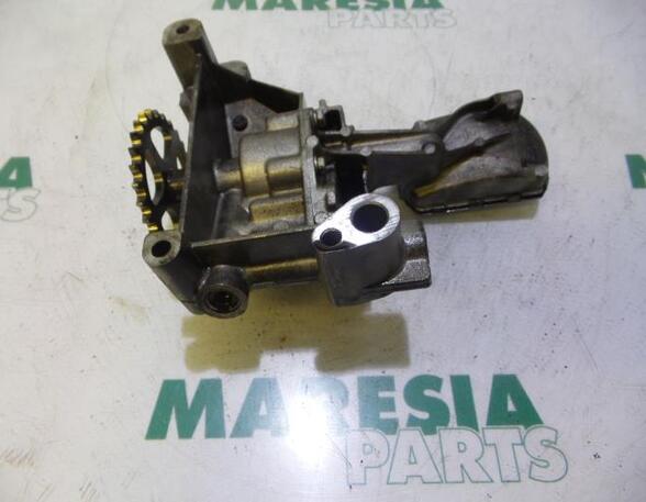 Oil Pump PEUGEOT EXPERT Van (VF3A_, VF3U_, VF3X_)