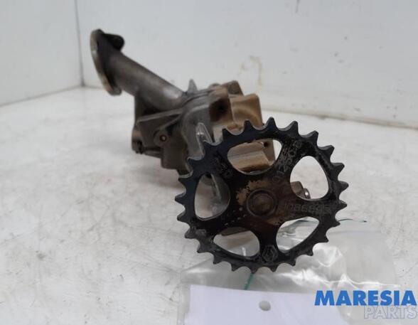 Oil Pump RENAULT LAGUNA III Grandtour (KT0/1)